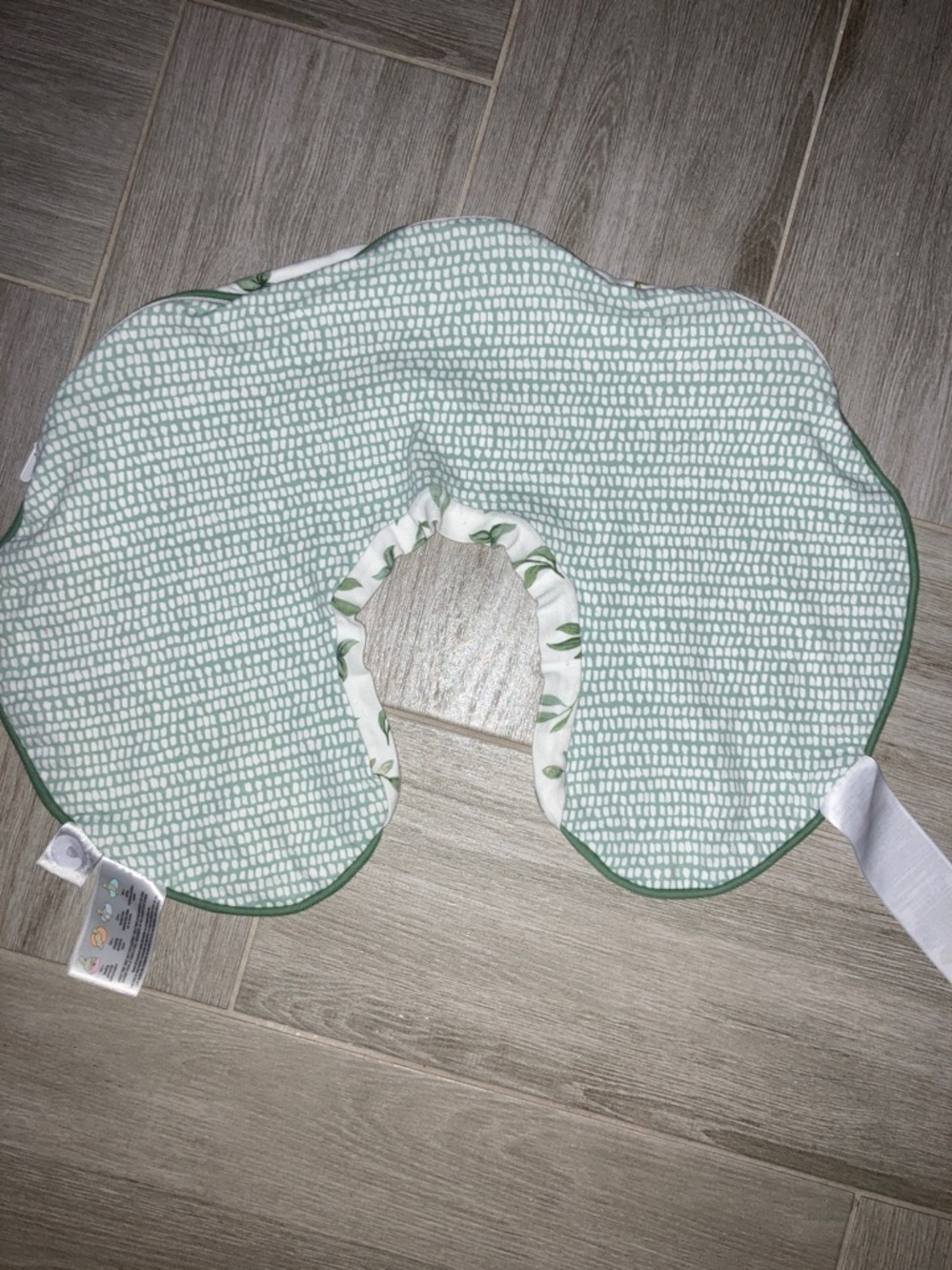 Boppy White Nursing Pillow Cover with Green Leaf Pattern and Green Trim - Picture 4 of 7